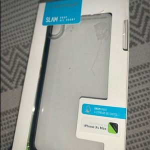 iPhone XS Max lifeproof phone case